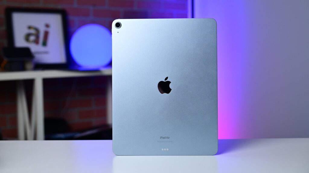 iPad 11th Gen vs 10th Gen: Which One Should You Buy?
